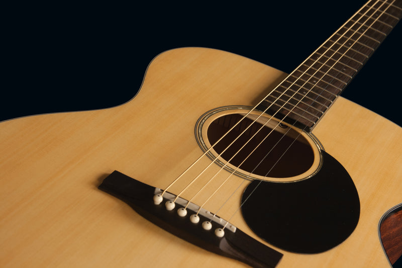 Jasmine JO36-NAT Orchestra Style Acoustic Guitar. Natural Finish